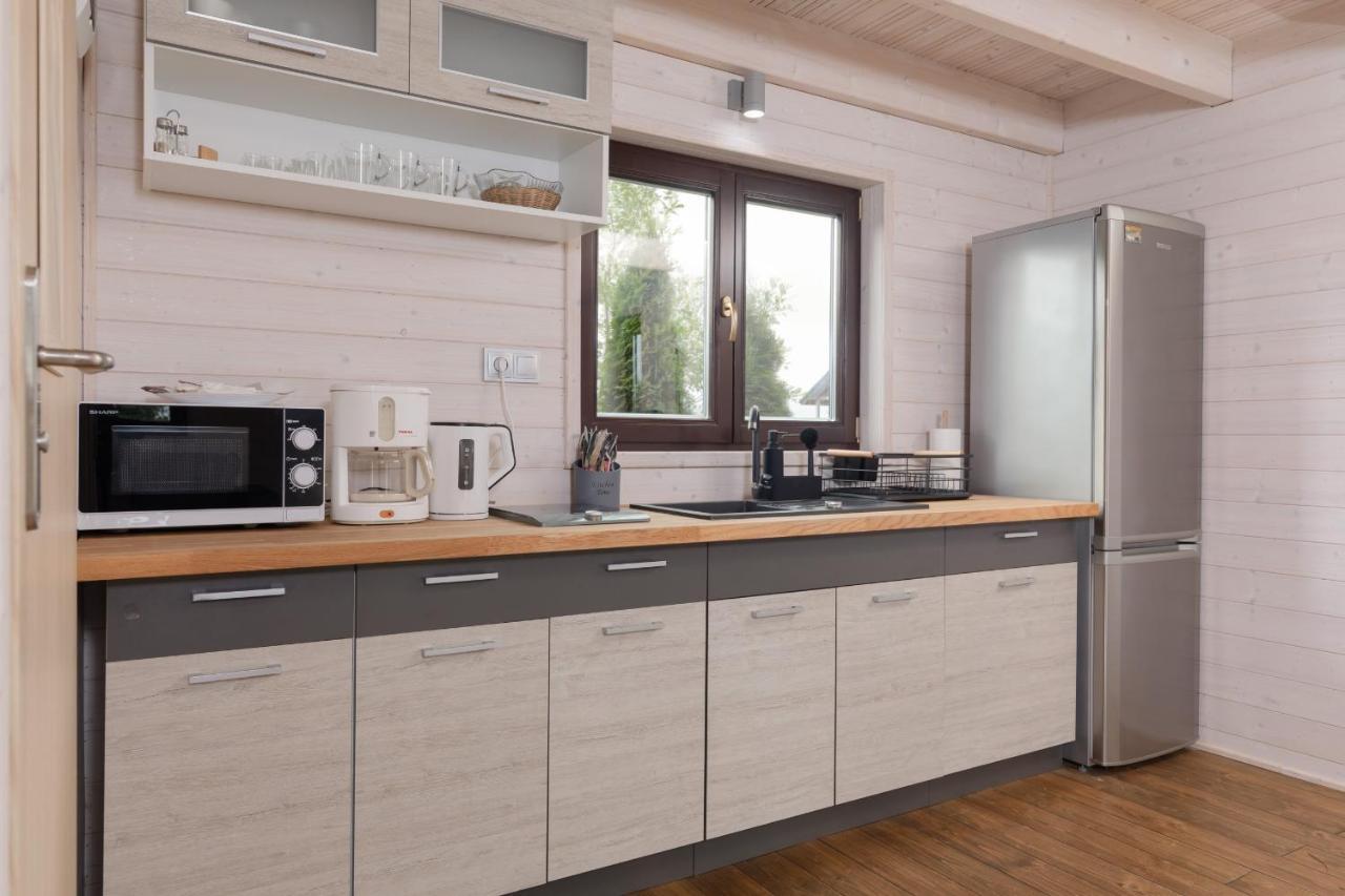 Strzezenice Domek Wakacyjny By Noclegi Renters Exteriör bild